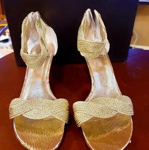 Adriana Papell Gold Wedges BRAND NEW